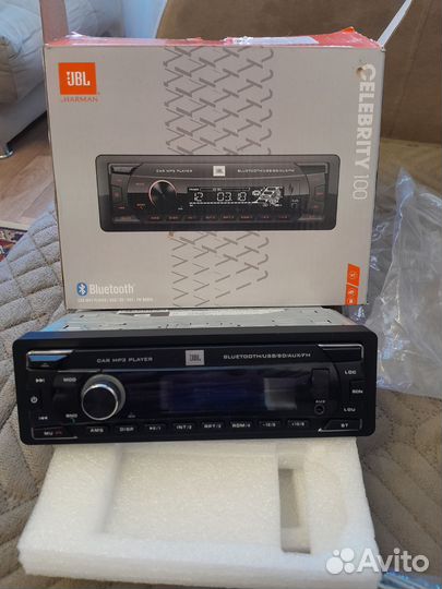 Автомагнитола JBL