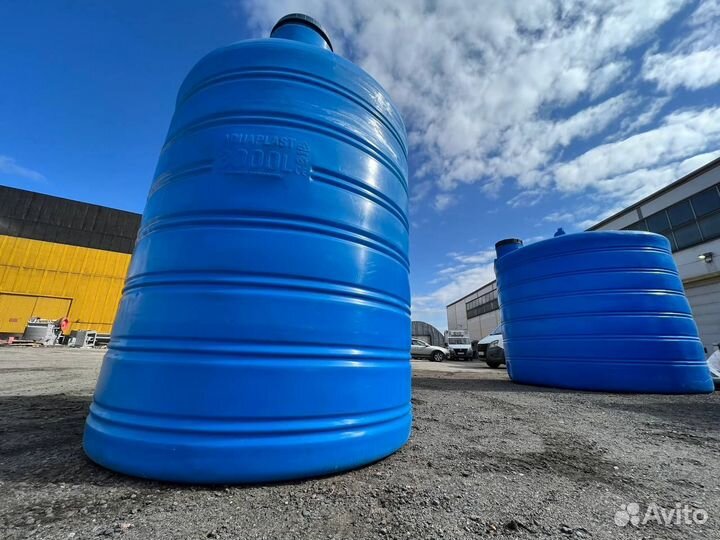 Резервуар пластиковый 3 тонны для гсм и топлива (в