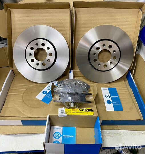 Тормозные диски + колодки перед на VW Polo, Rapid