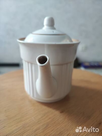 Чайник с Олимпийским мишкой