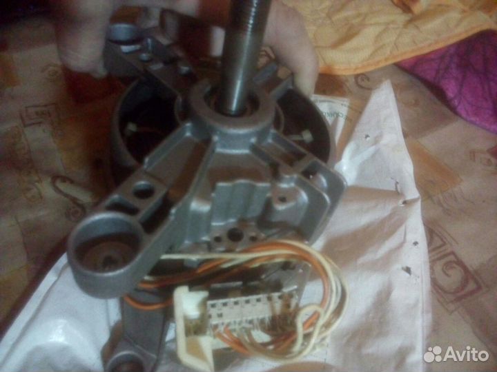 Двигататель стиральной машины