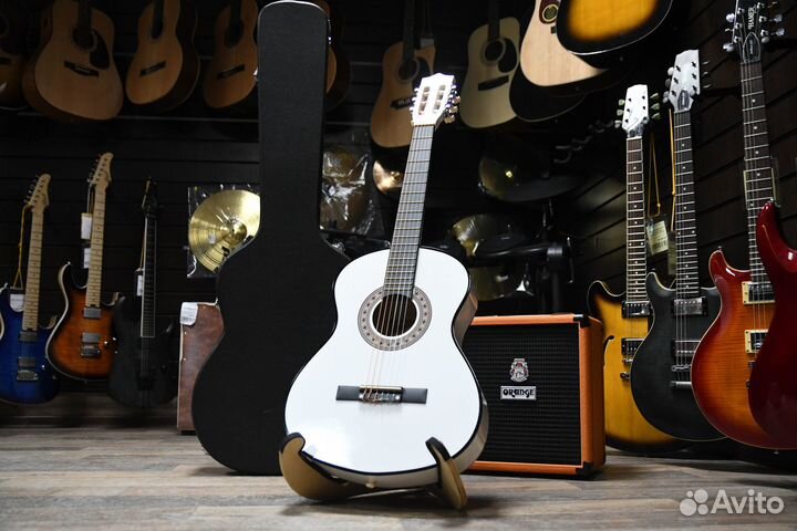 Классическая гитара 3/4 MR + Аксессуар