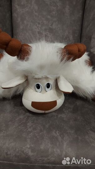 Козел баран сувенир мягкая игрушка думка с Кавказа