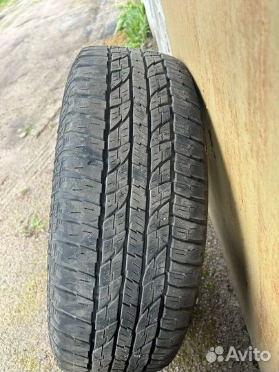 Yokohama Geolandar A/T G015 245/70 R16