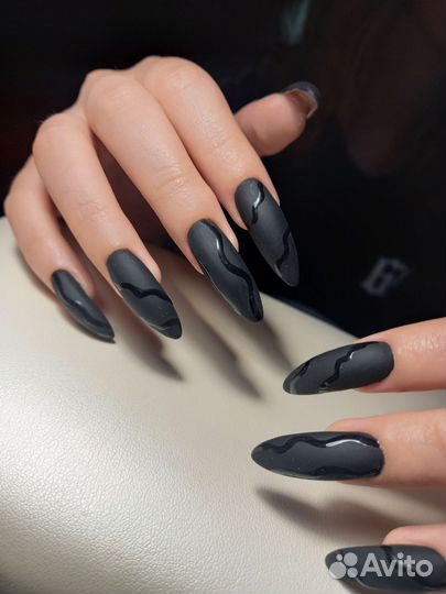 Маникюр Педикюр