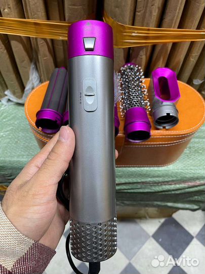 Стайлер Dyson