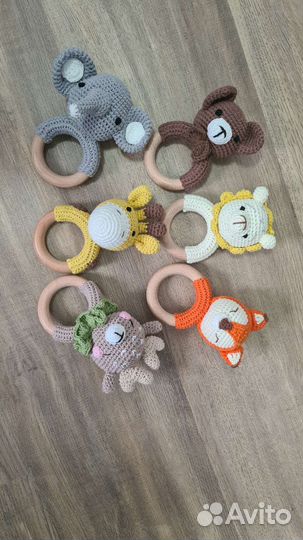 Вязаные погремушки грызуки