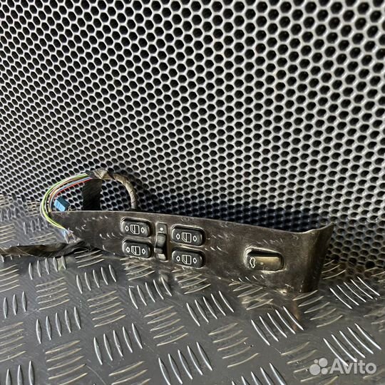 Блок управления стеклоподъемниками Mercedes-Benz S