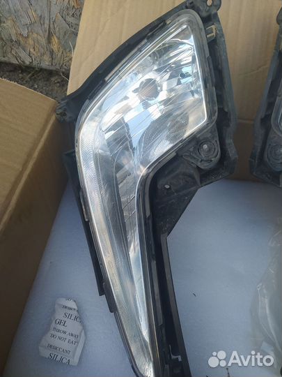 Туманки на kia rio 3 оригинал,отличное состояние