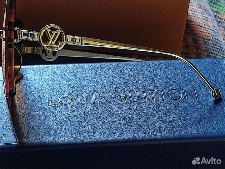 Солнцезащитные очки женские оригинал