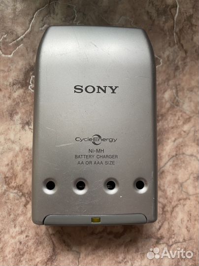 Зарядное устройство sony