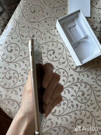 iPhone 7, 32 ГБ