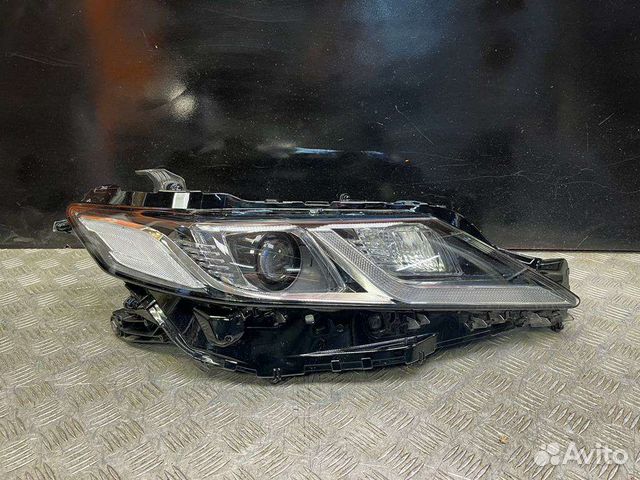 Фара правая Toyota camry xv70