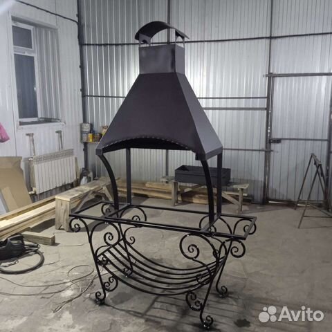 Мангал с крышей