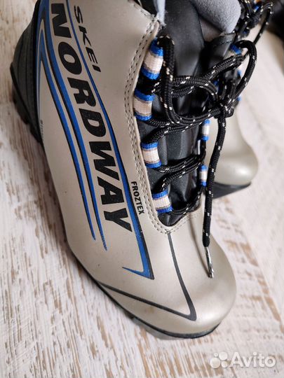 Лыжные ботинки 36