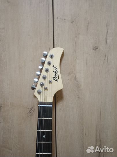 Электрогитара с комбиком