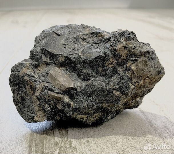 Рамзаит с эгирином