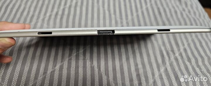 Планшет Asus Белый (Не рабочий)