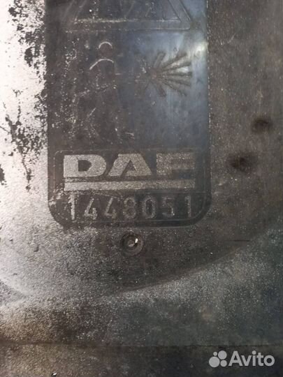 Крышка блока предохранителей переднего DAF XF 105