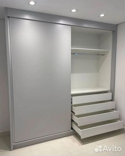 Шкаф купе стильный