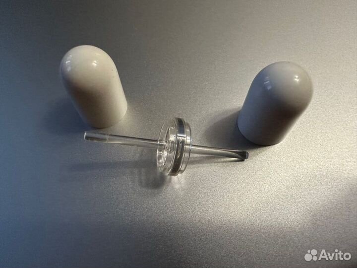 Оригинальный контейнер Apple для амбушюр