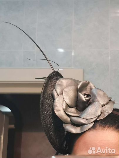 Шляпка на ободке