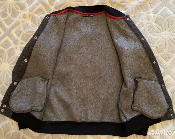 Джемпер на кнопках на мальчика