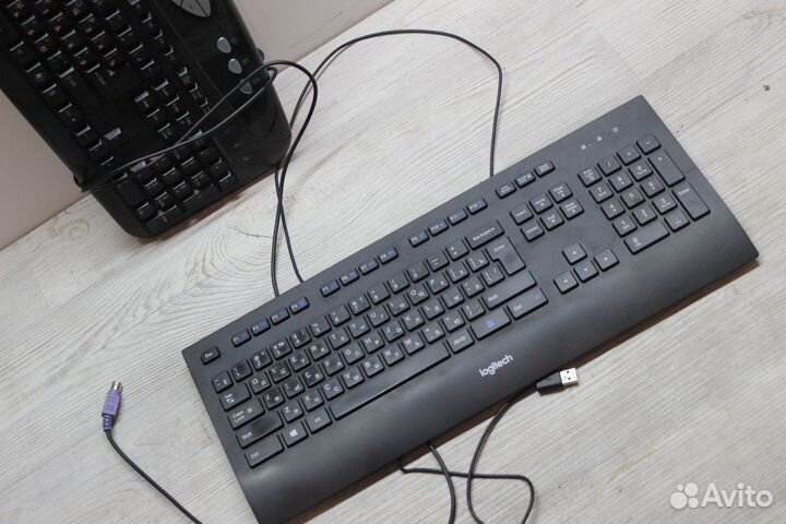 Клавиатуры разные простые около 10шт