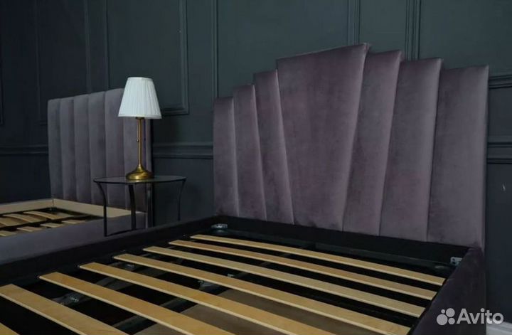 Кровать двухспальная в наличии и на заказ. Доставка