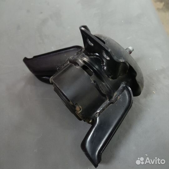 Подушка (опора) двс Kia Sportage