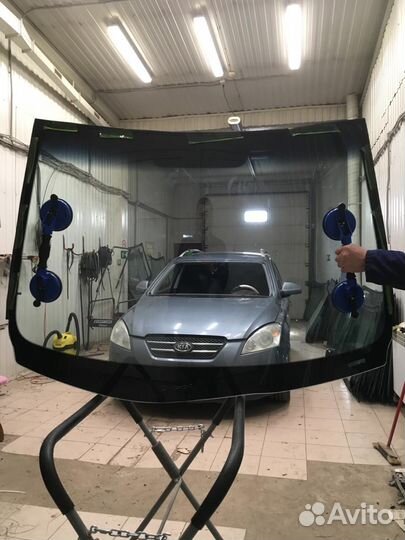 Стекло лобовое Киа Сид