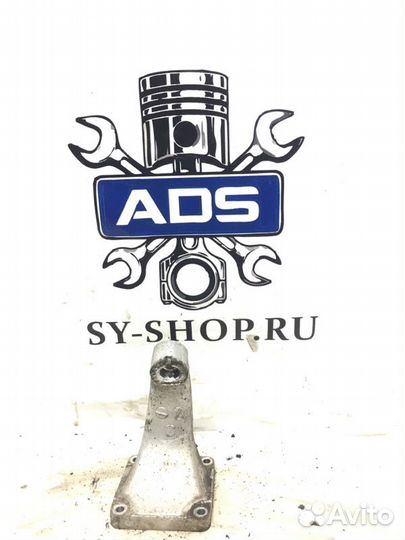 Кронштейн двигателя левый Ssangyong Kyron 1 D20DT