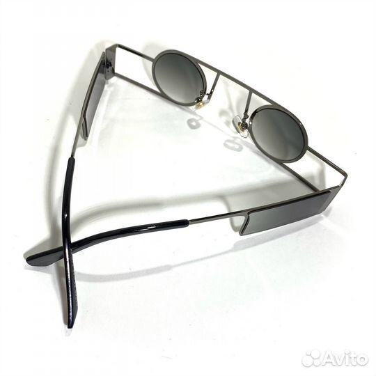 Необычные мужские очки с круглыми линзами