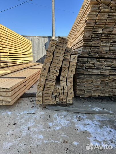 Распиловка леса, кругляка