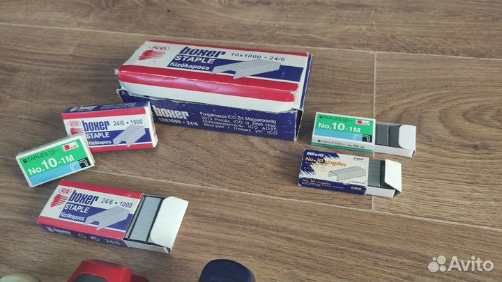 Канцтовары: степлеры, скобы, маркеры