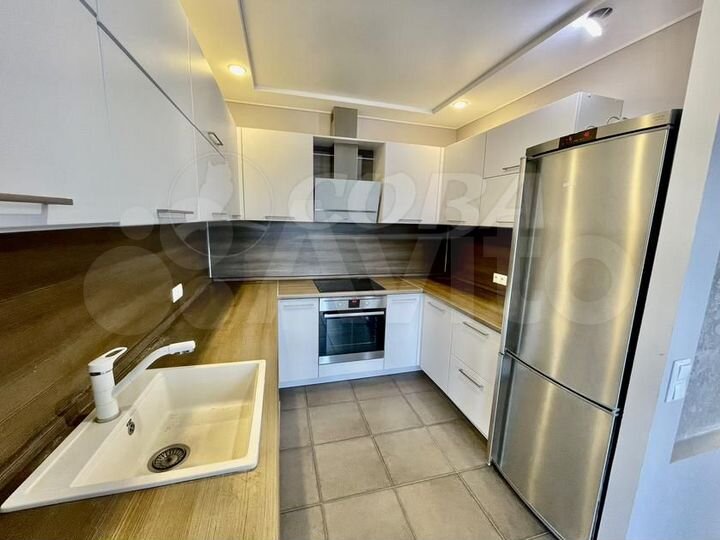 2-к. квартира, 66 м², 7/17 эт.