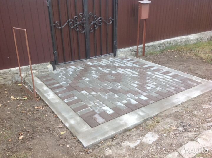 Укладка тротуарной плитки