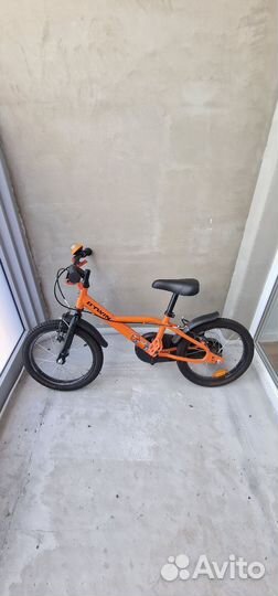 Детский велосипед btwin 16 robot 500