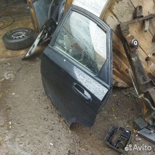 Дверь задняя левая Chevrolet Lacetti седан