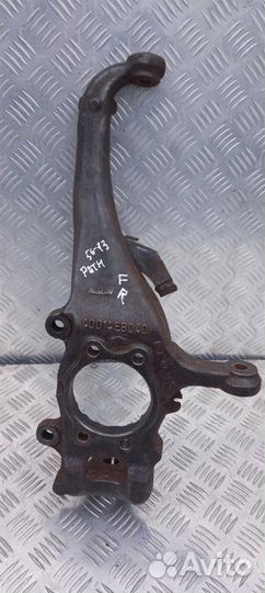 Кулак поворотный правый Nissan Pathfinder (R51M)