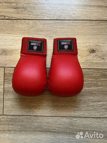 Перчатки для единоборств