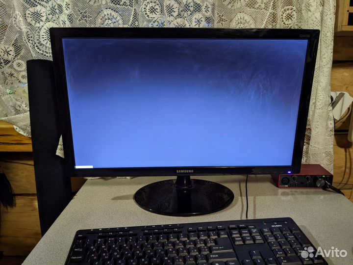 Монитор full hd