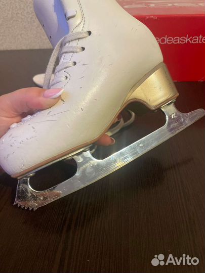 Фигурные коньки edea overture 210