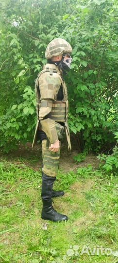 Бронежилет с плитами Гост