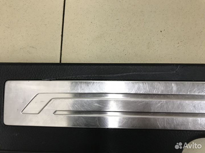 Накладка порога (внутренняя) Mohave 2009