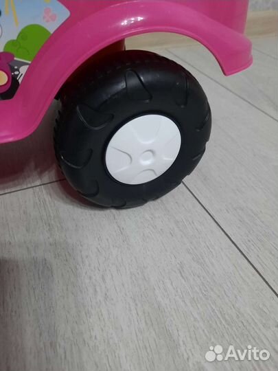 Детская машинка каталка с ручкой