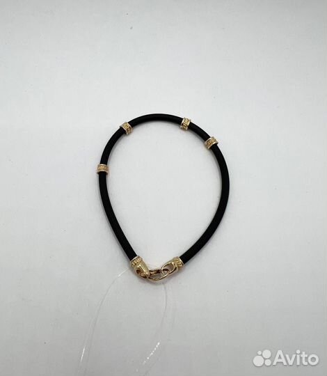 Каучуковый браслет с золотом