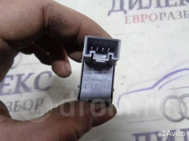 Кнопка стеклоподъемника VW Jetta 2005-2011