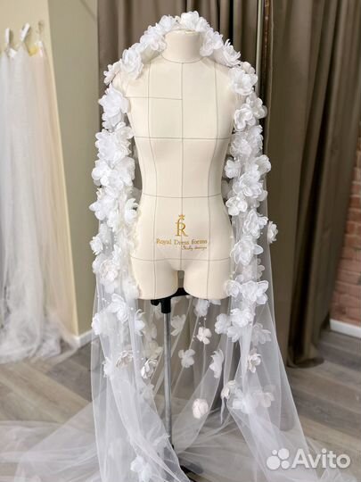 Свадебная фата новая в наличии и на заказ