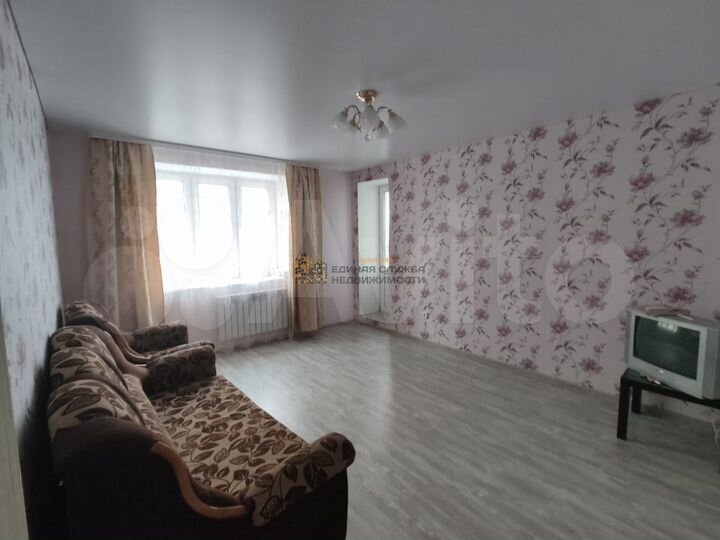 2-к. квартира, 52 м², 4/18 эт.